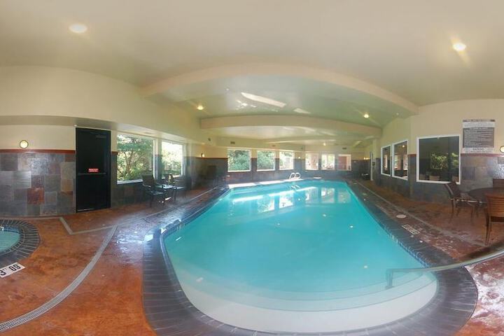 Comfort Inn & Suites Lincoln City