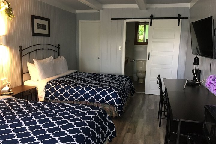 Room 3 of 16
