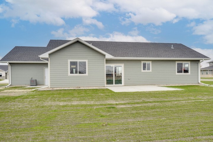 Family-friendly Brookings Home: 3 Mi to Downtown!