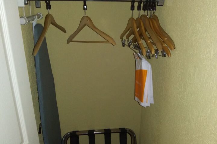Room 77 of 89