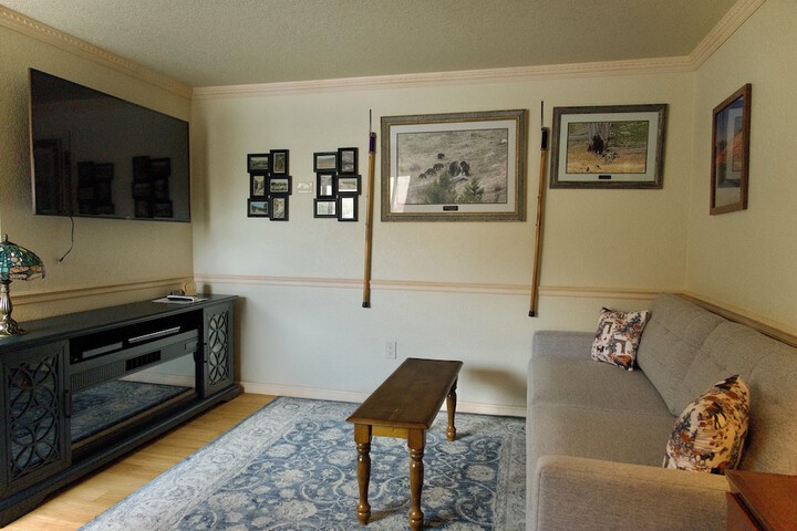 Yellowstone Gateway Inn