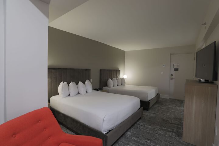 Room 42 of 87