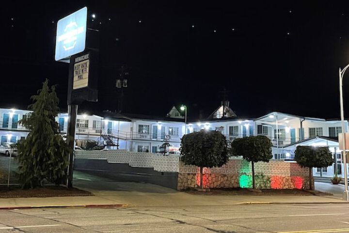 Hotel 2 of 34
