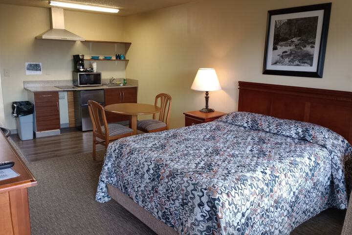 Room 104 of 128