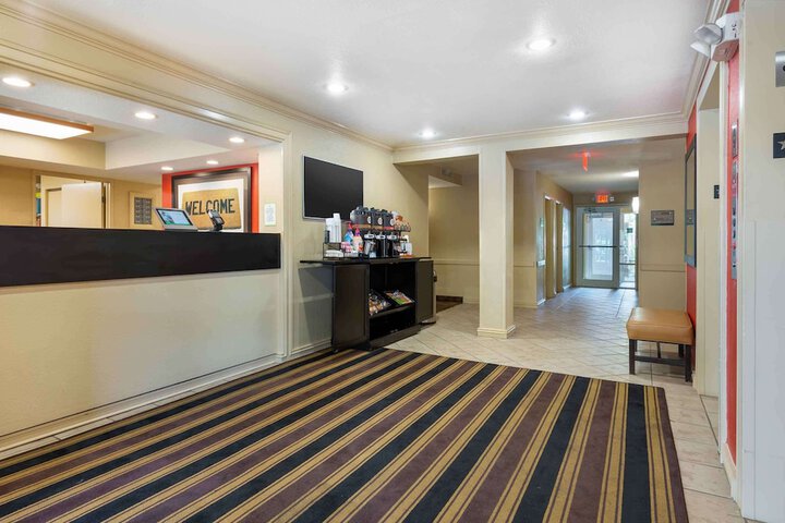 Extended Stay America Suites Newark Woodbridge