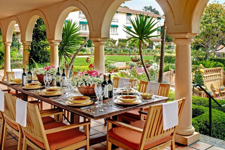 La Playa Hotel
