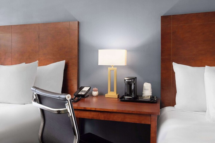 Room 12 of 29