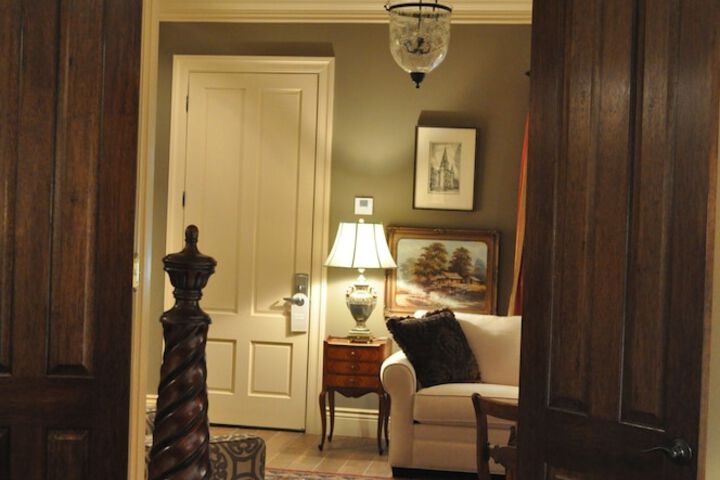 Room 18 of 49