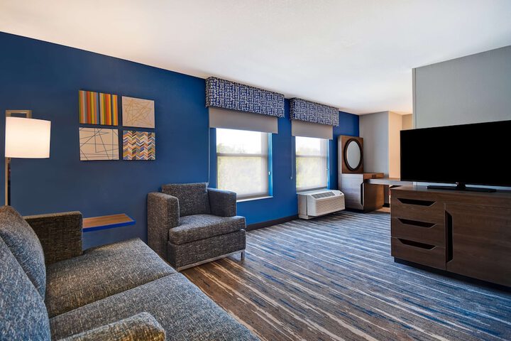 Room 22 of 45