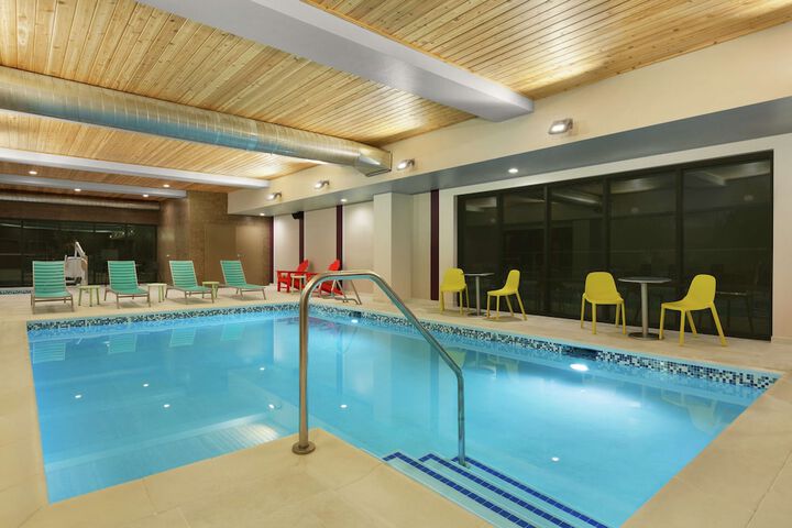 Pool 6 of 65
