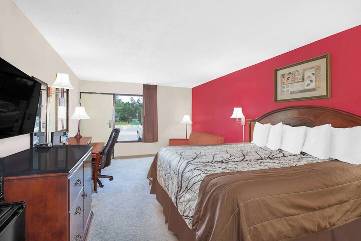 Room 22 of 25