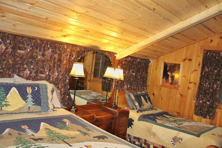 Hotel Interior 33 of 182