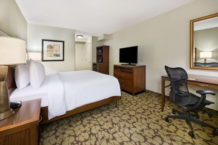 Room 13 of 50