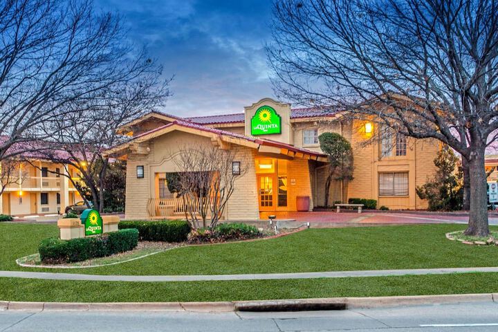 Hotel 3 of 34