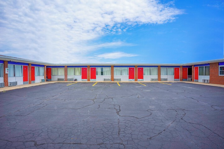 Hotel 7 of 76
