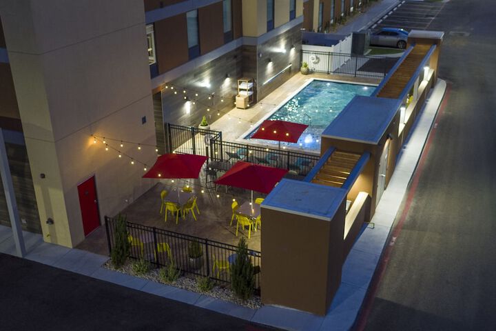 Pool 4 of 40