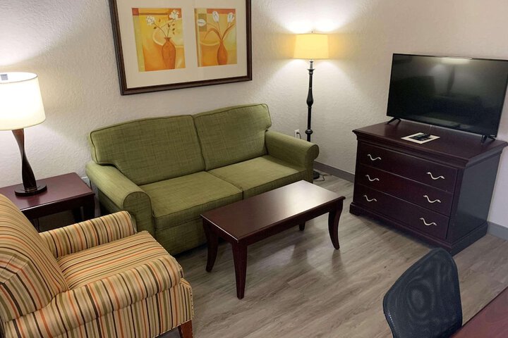 Room 13 of 54