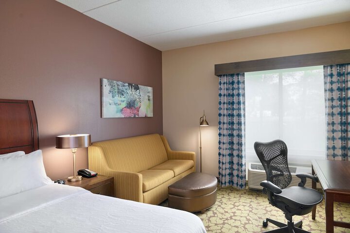 Room 37 of 51