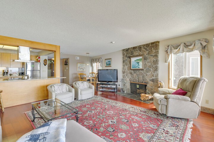 Lincoln City Oceanfront Condo Near Lincoln Beach!