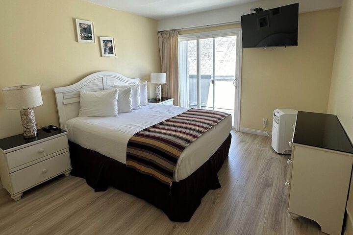 Room 37 of 41