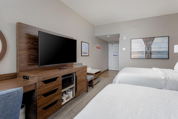 Hampton Inn & Suites Orange Beach / Gulf Front