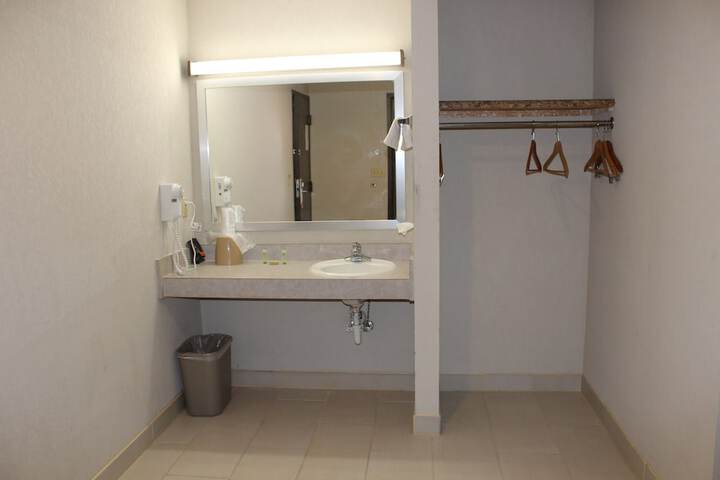 Room 43 of 55