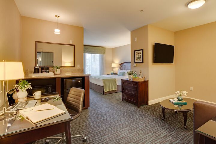 Ayres Hotel & Spa Mission Viejo – Lake Forest