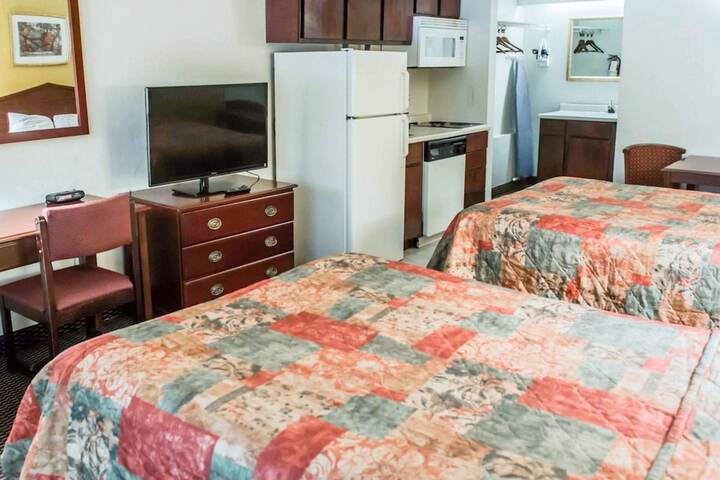 Room 13 of 22