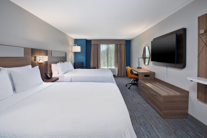 Room 13 of 75