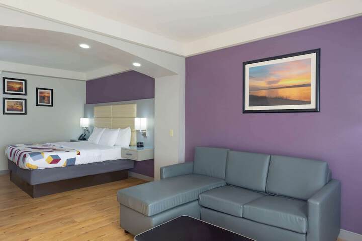 Room 15 of 29
