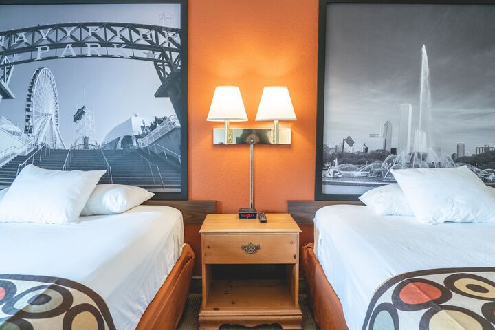 Room 21 of 49