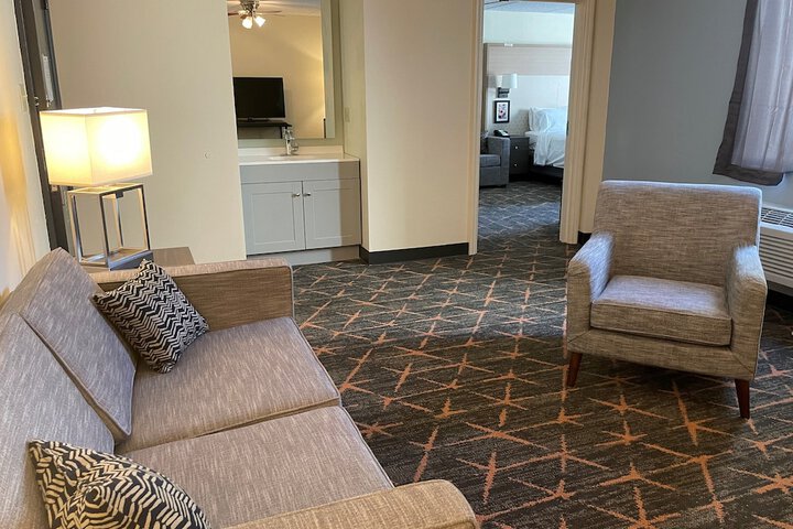 Room 43 of 116