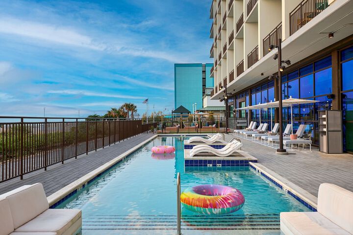 Moxy Virginia Beach Oceanfront