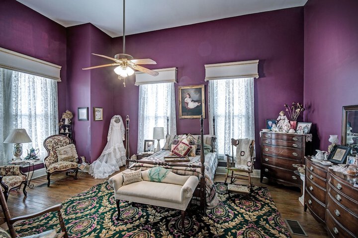 Room 16 of 41