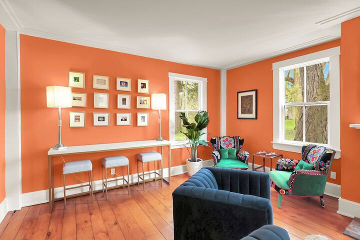 Room 48 of 70