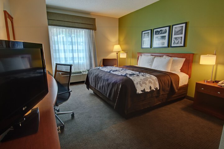 Room 20 of 72