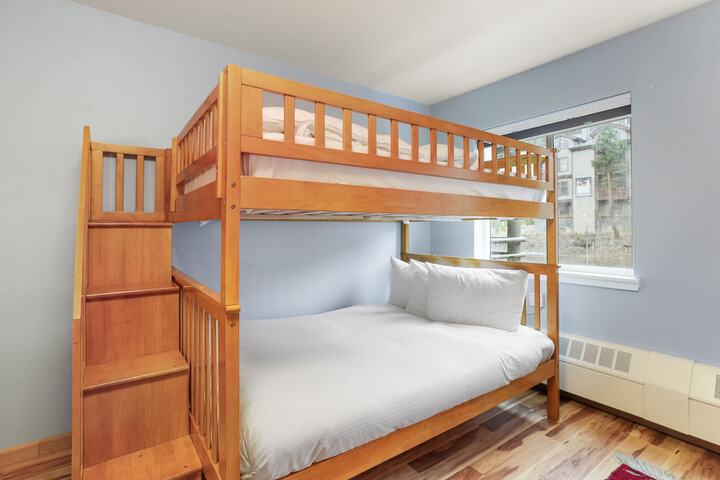 Room 73 of 190
