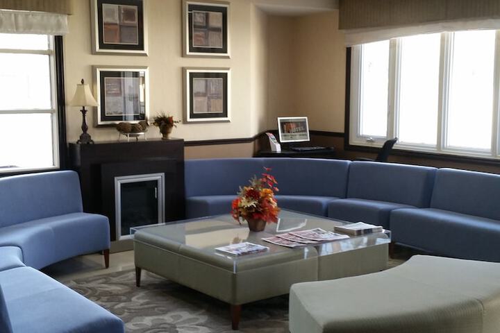 Hotel Interior 5 of 37