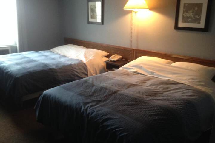 Room 18 of 27