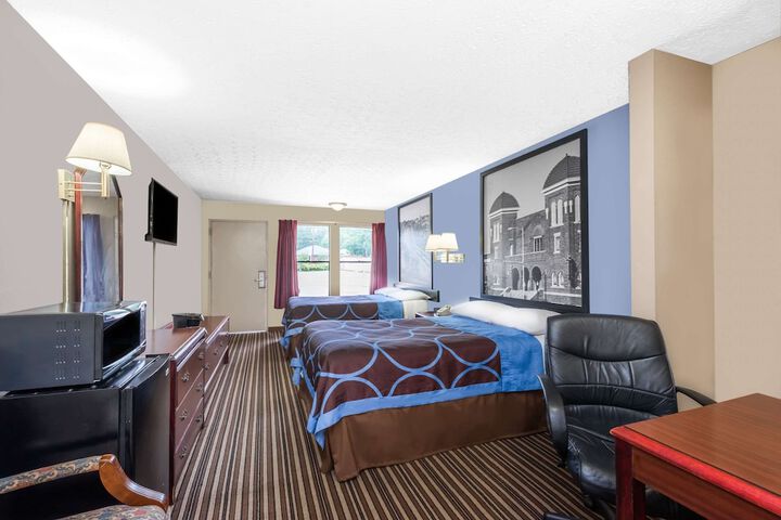Room 9 of 24