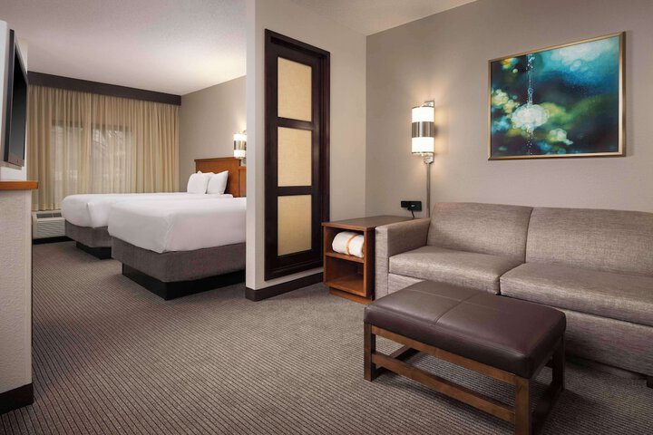 Room 29 of 44