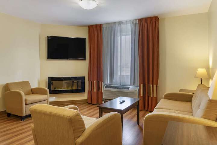 Room 47 of 67