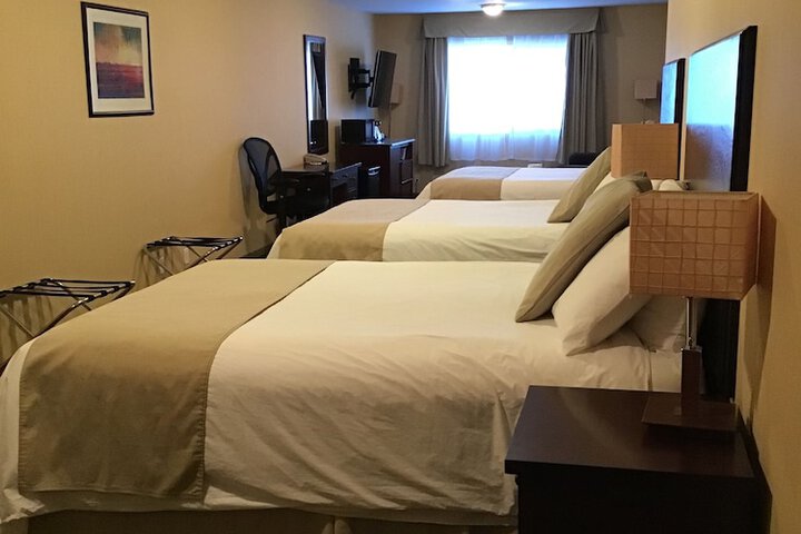 Room 12 of 30