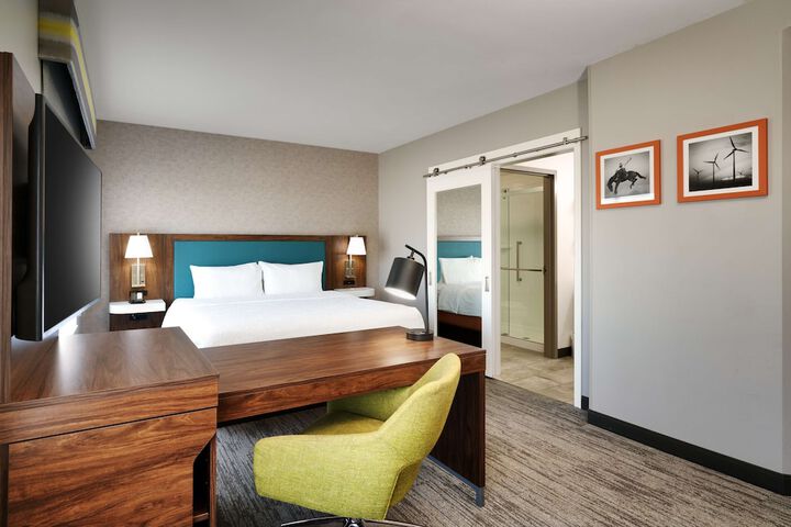 Room 8 of 26