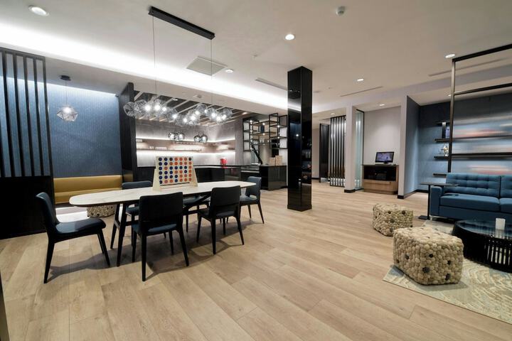Sheraton Laval Hotel