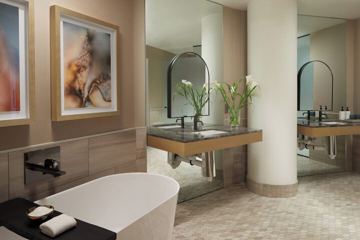 InterContinental Seattle Bellevue by IHG