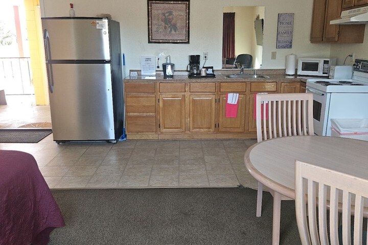 Camaray Motel