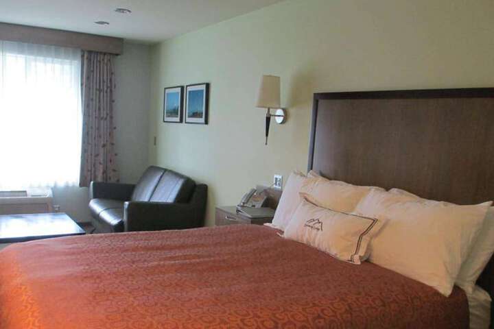 Best Western Snowcap Lodge