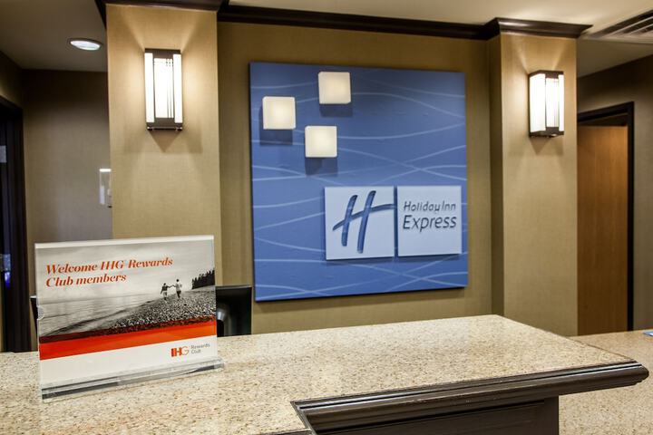 Holiday Inn Express & Suites Yankton by IHG