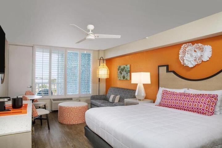 Bellwether Beach Resort